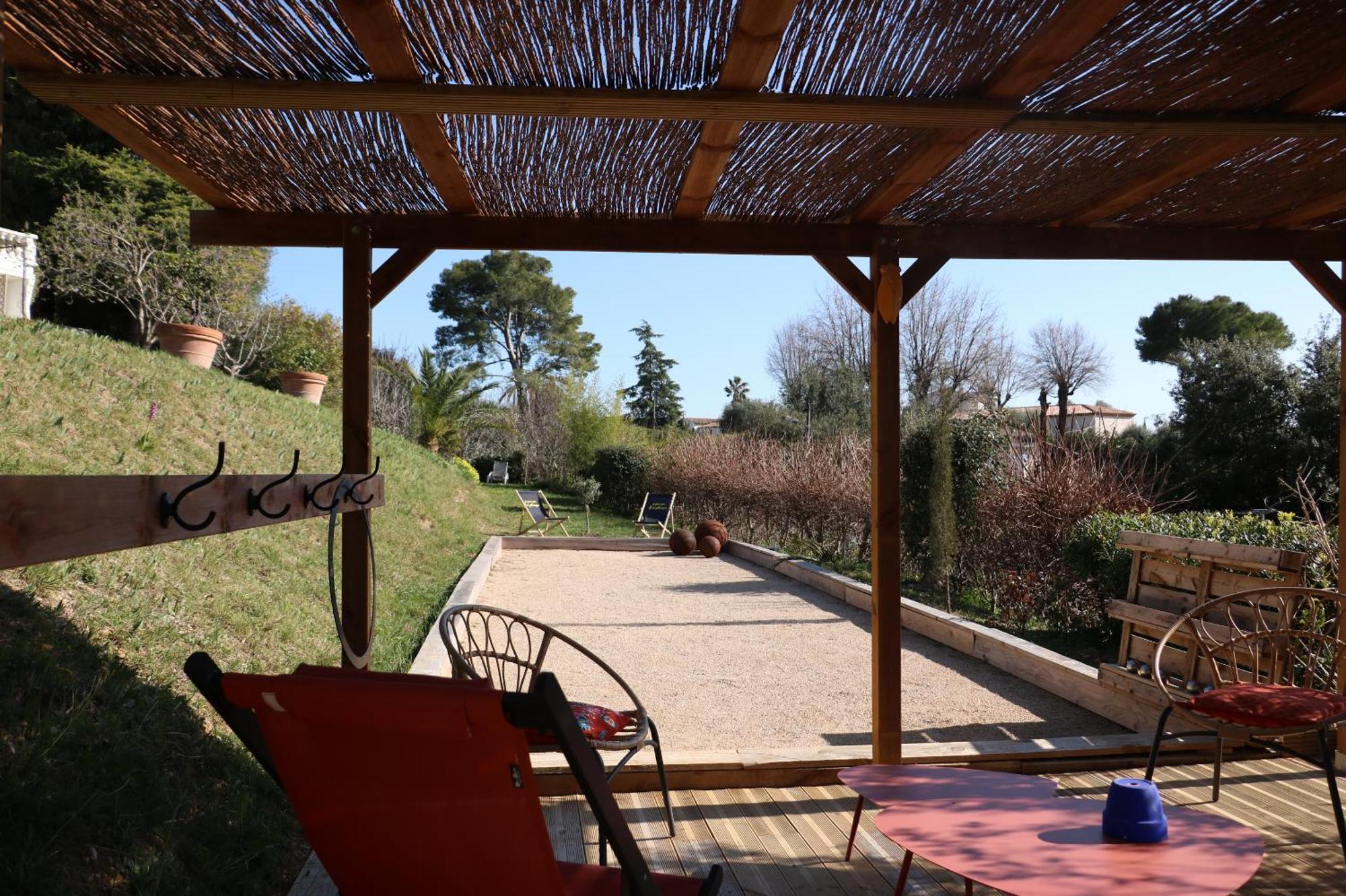 Bastide Les 3 Portes Bed & Breakfast *